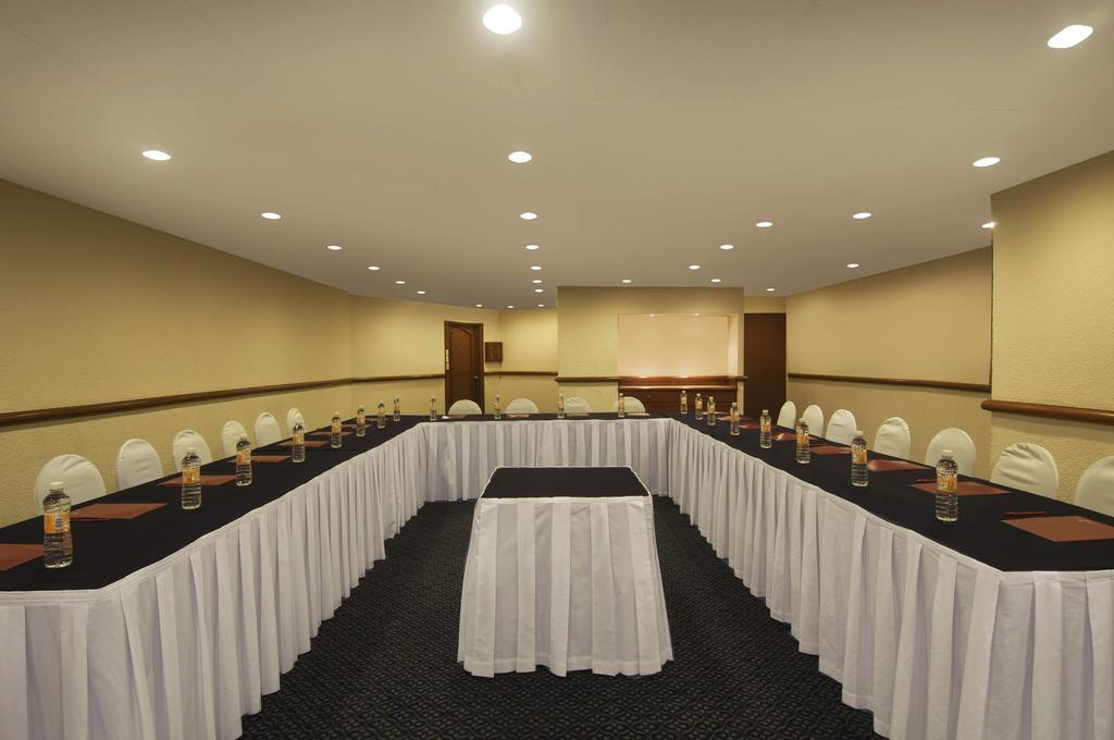 Grand Cantalagua Hotel Morelia, BW Signature Collection Business bilde U-shaped table layout
